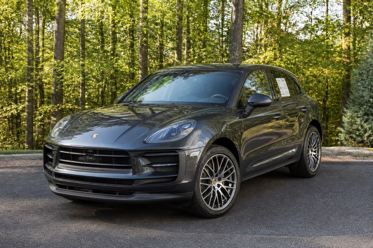 Porsche Macan à vendre sur un parc de voitures d'occasion